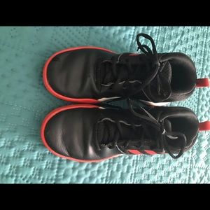 Boys size 6 Adidas high top sneakers